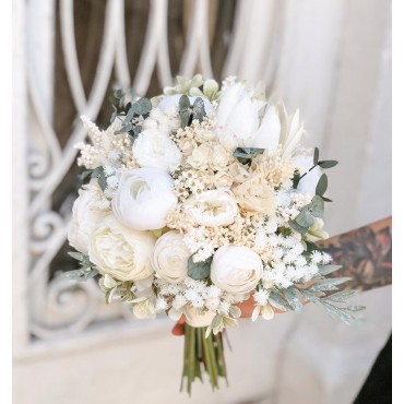 WHITE PEONY